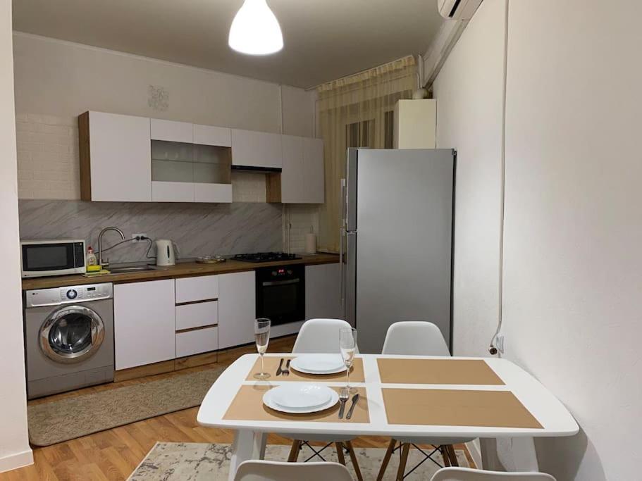 Center Of Chisinau 2 Rooms エクステリア 写真